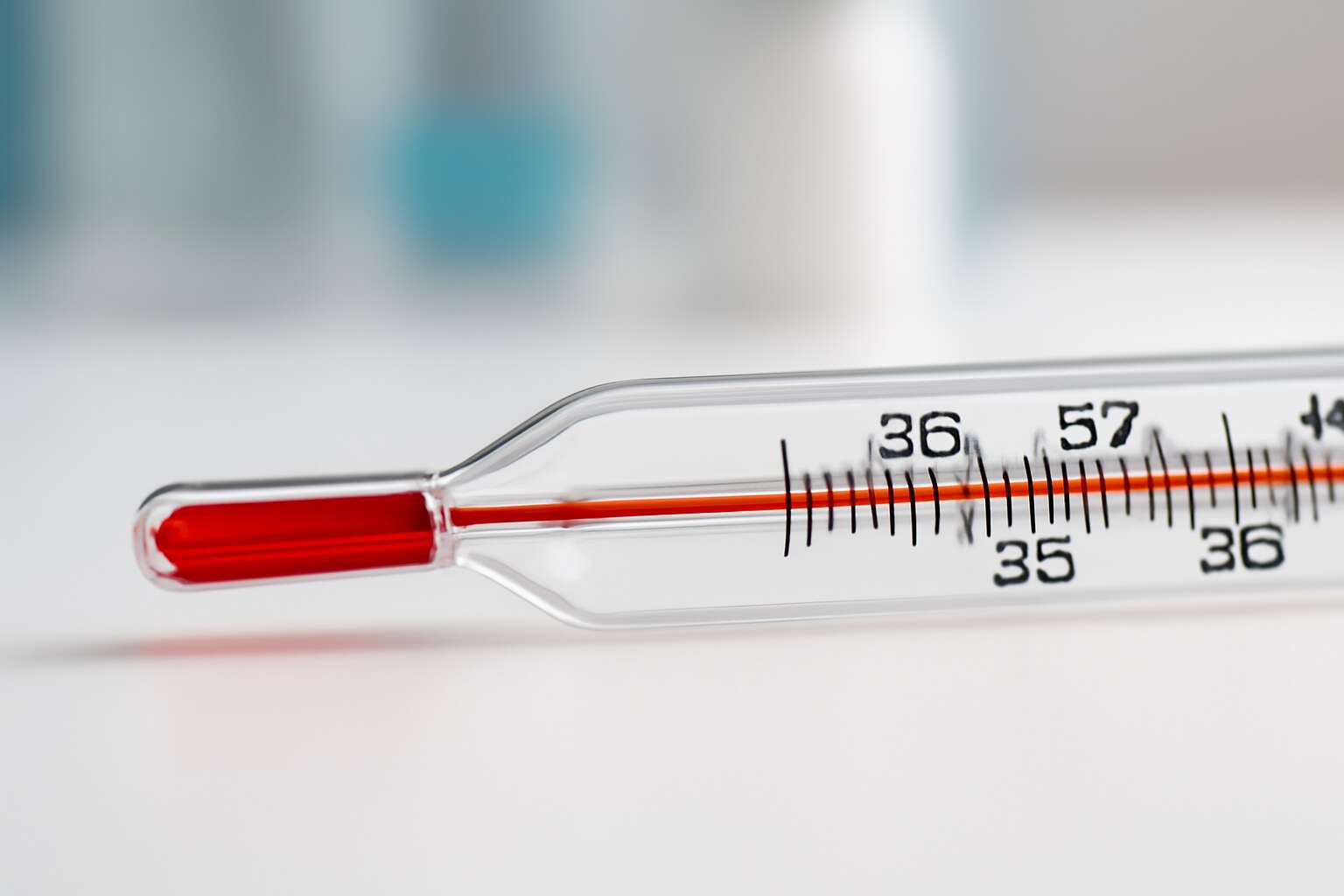 why thermometer is red