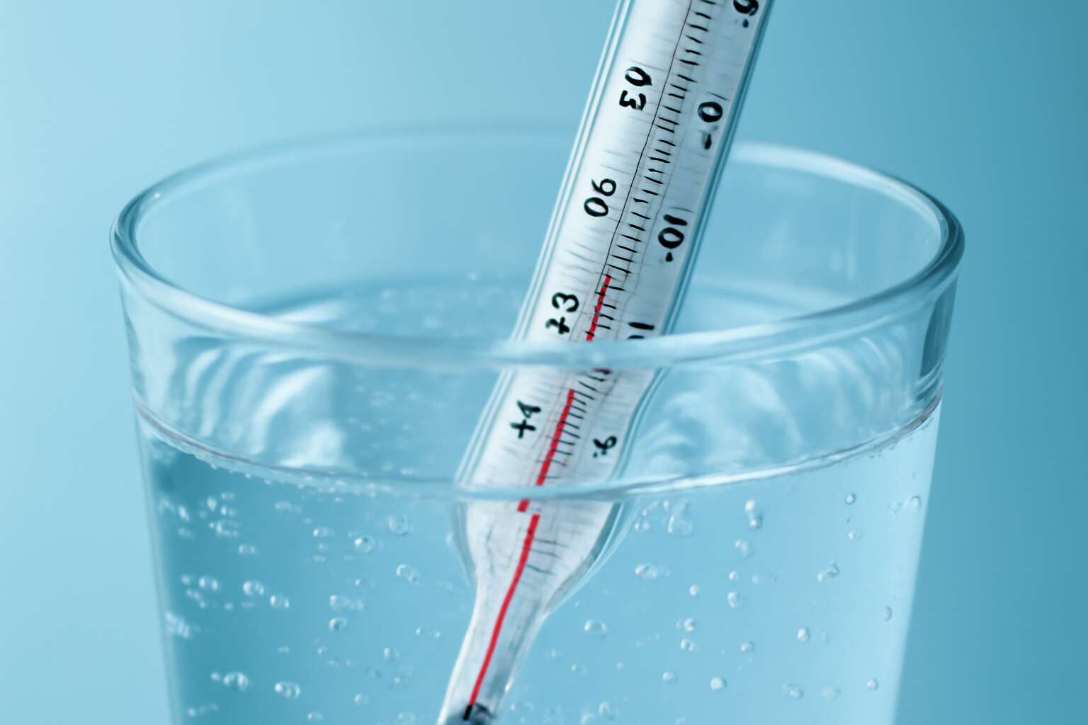 generated_image_6a86a15776a17.jpg thermometer water